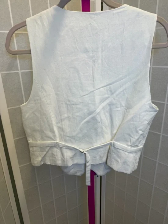 Zara White Button Front Vest - Picture 4 of 6